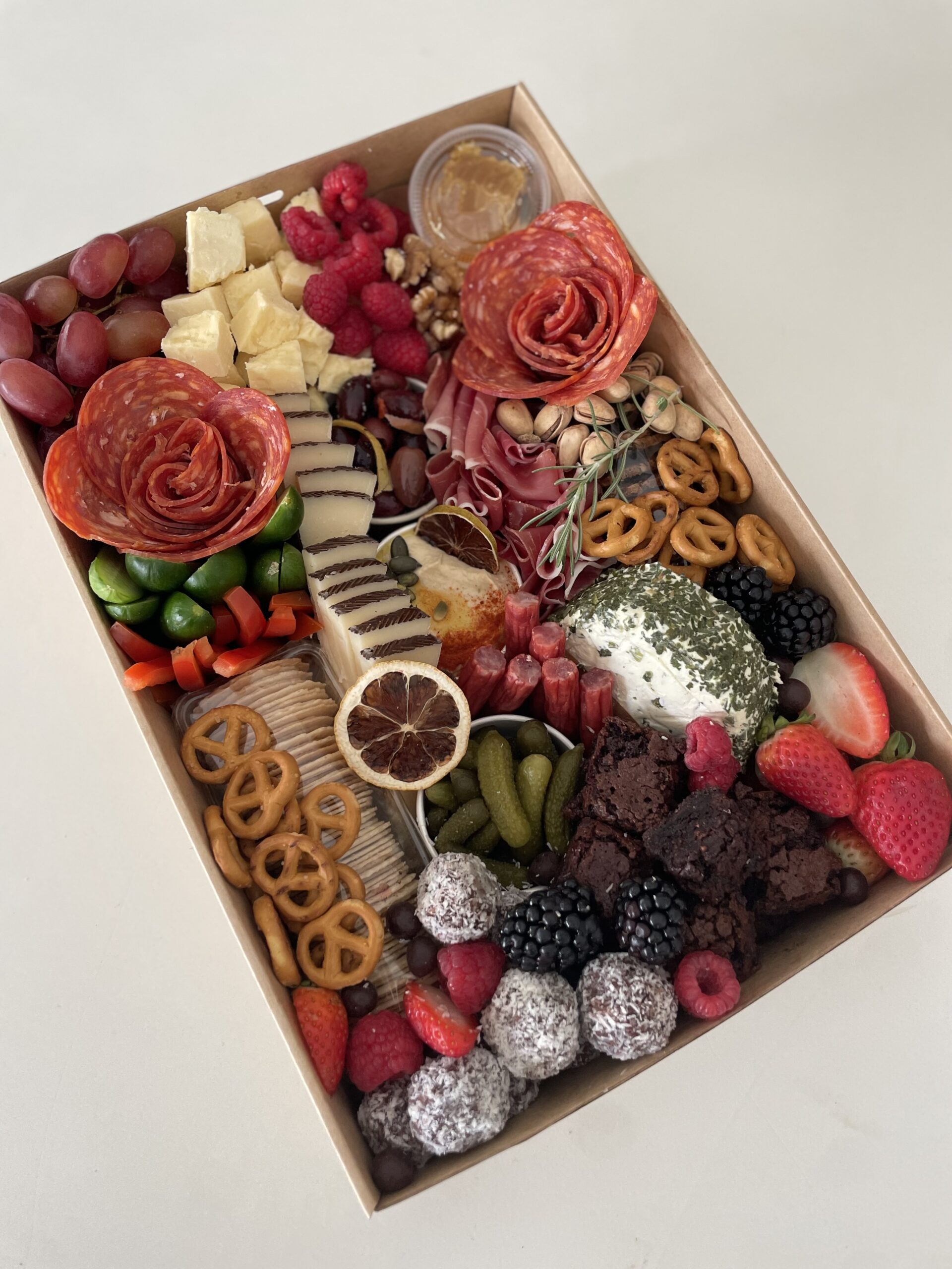 Medium Grazing Box