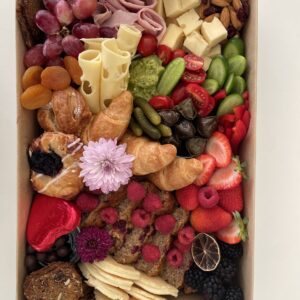 The Medium Brunch Grazing Box